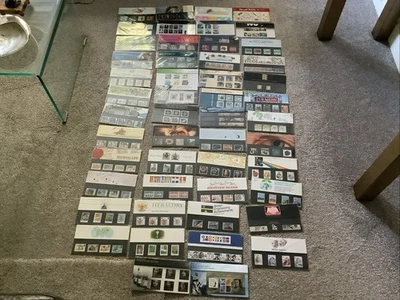 Lote de trabajo de estampillas de Royal Mail como nuevas 50 paquetes de presentación todo como nuevo Foto 1 de 4