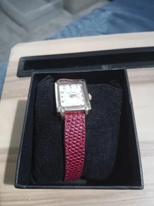 Daniel Hecter. Petite Ladies Watch. Nice Classic Watch For Everyday Use. - Picture 1 of 4