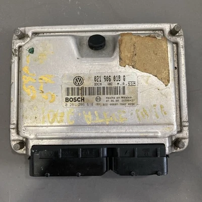 Volkswagen Jetta 2000-2001 2,8 L ECU/ECM 021 906 018 Q Foto 1 de 4