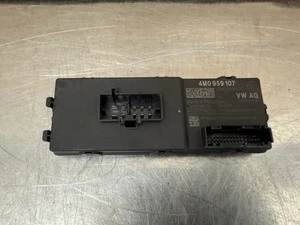 Unidad de control puerta trasera Audi A4 B9 Avant 4M0959106 2016 - Imagen 1 de 5