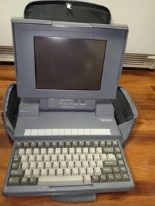 Vintage TOSHIBA T5100 Laptop - Power Tested Only - Screen Is Dark, System Runs - Picture 1 of 7