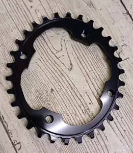 absoluteBLACK 30T Oval 94BCD Narrow Wide Chain Ring - Picture 1 of 5