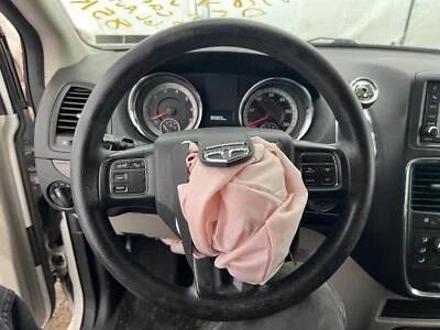 Volante usado se adapta a: Dodge Caravan 2018 grado A Foto 1 de 4