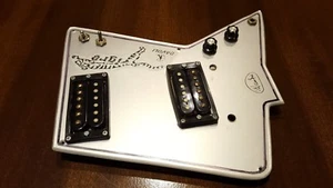 Battipenna Replica Chitarra Tigre Wandré Framez Davoli Vintage Wandre Wandrè - Foto 1 di 2