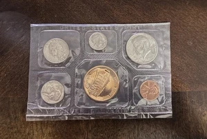 1978 Denver Mint Souvenir Set With Original Envelope - Picture 1 of 3