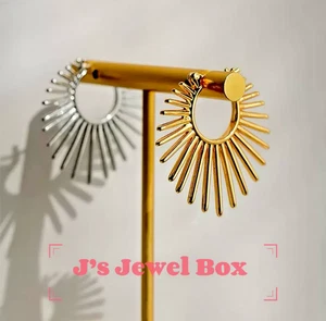 Must See! Gold - Elegant gold or silver Sunburst Hoop Earrings - Picture 1 of 9