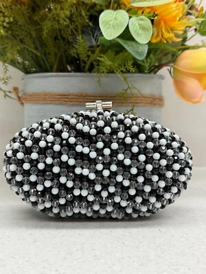 Bolso sin asas/de noche Sondra Roberts con cuentas (R21563 - negro/blanco - flor) nuevo con etiquetas Foto 1 de 4