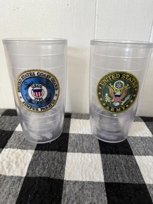 Lote de 2 vasos Tervis 16 oz Ejército y Guardia Costera de los Estados Unidos Foto 1 de 4
