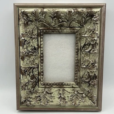 Marco de arte de madera decorativo ornamentado dorado 11” x 9” obra de arte tamaño 6” x 4” Foto 1 de 4