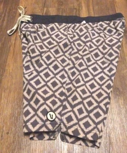 Pantalones Cortos Vuori Talla 30 8” Pulgadas Entrepierna Gimnasio Rendimiento Informal Adulto Tabla de Playa - Imagen 1 de 17