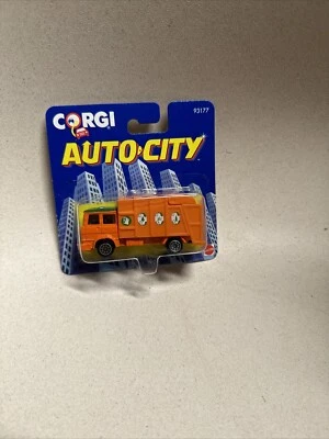 Corgi HO  93177 Garbage Truck - Image 1 of 4