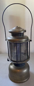 VINTAGE 1920'S COLEMAN LAMP COMPANY QUICK LITE 2 MANTLE LANTERN MICA GLOBE - Picture 1 of 9