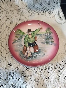 Fisherman Fishing, Colorful Hanging Plate Japan 5” (196) - Picture 1 of 2
