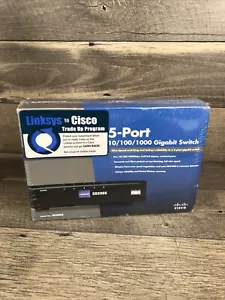 Cisco SD2005 5-Port 10/100/1000 Gigabit Switch Brand NEW Factory Sealed Network - Picture 1 of 7
