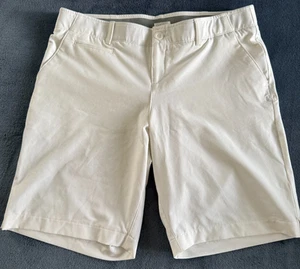 Nike Golf Shorts Dri-Fit White Wicking UPF 30 Stretch Bermuda 9 Inseam 12 - Picture 1 of 6