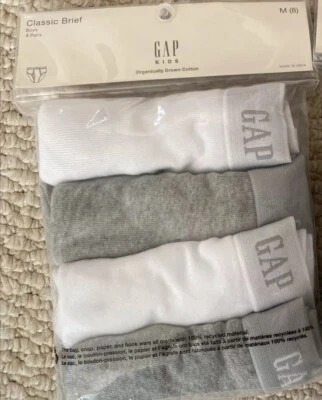 NWT GAP KIDS 1 Pack Boys Organic Cotton Briefs 4-Pack)-size Small (6/7) - Image 1 of 3