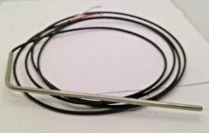 Baxter 01-10K313-00002 THERMOCOUPLE UPPER - Picture 1 of 1