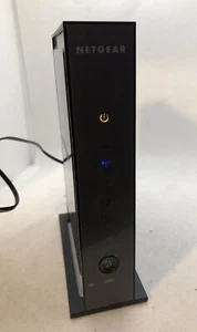 NETGEAR N300 4-Port WiFi Router Model WNR2000 v3 - Picture 1 of 4