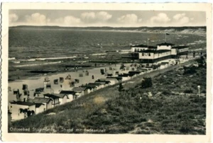 Foto postal Ostseebad STOLPMÜNDE /STOLP /Pomerania playa con balneario años 30 - Imagen 1 de 1