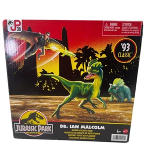Jurassic Park Dr. Ian Malcolm Glider Escape Pack '93 Classic Dinosaur Set NEW ๐ - Picture 1 of 5