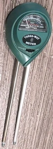 Soil Tester for Adequate Light, Moisture & pH - Picture 1 of 4