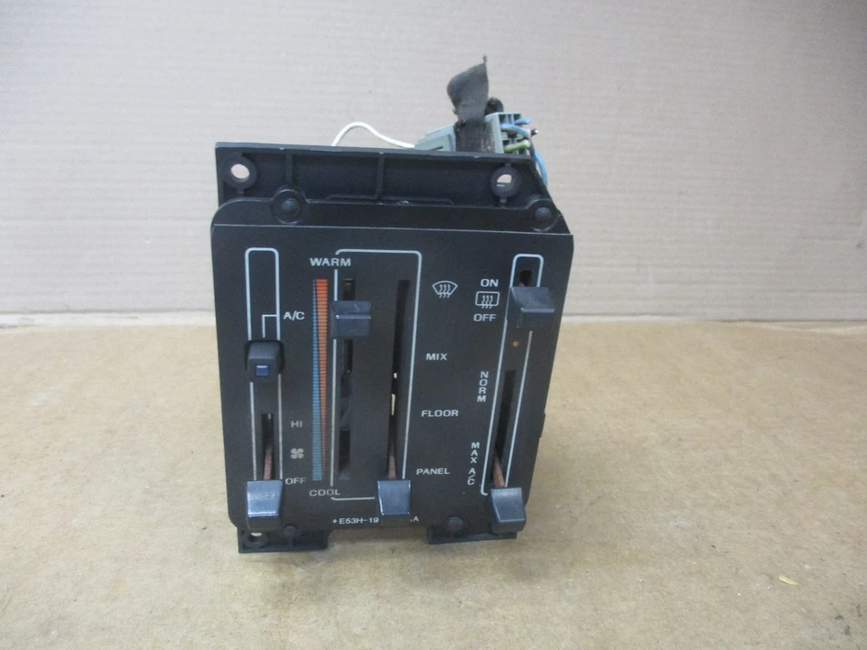 84 85 86 87 Ford Tempo Temperatura Climatizador Calor 1984-1987 e53h-19c925-aa Foto 1 de 4