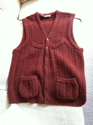 Men's Giorgio Armani Vest Wool Large Maroon - Image 1 of 2