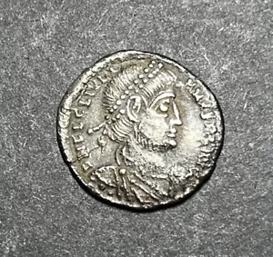 Julian II (363-364AD) Silver Siliqua. Lugdunum Mint. - Picture 1 of 2