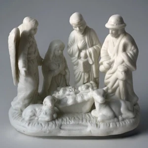 Vintage Krippe aus weißem Porzellan Biskuit 4”H x 5”L - Bild 1 von 7