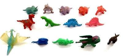 Lote de 14 DINOSAURIOS/MONSTRUOS De Colección Hechos de Goma Dura Hong Kong Tamaños Mixtos Foto 1 de 4