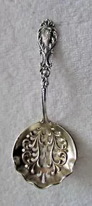Nautilus Blackinton Sterlingsilber durchbohrte Schale Bonbon Servierer Süßigkeiten Nuss Löffel - Bild 1 von 2