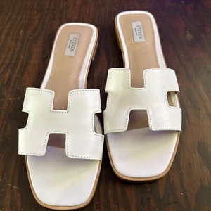 Steven New York Women’s Hadyn Leather White Flats Sandals Size 11 Euc - Picture 1 of 6