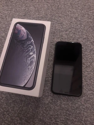 (FAULTY) boxed Apple iPhone XR, 64GB, Unlocked - Image 1 of 4