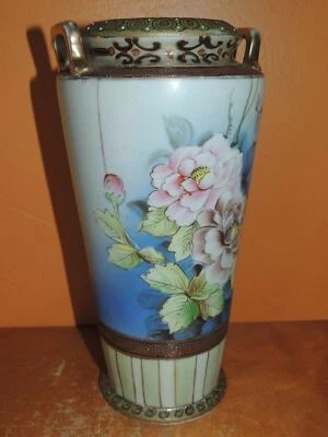 Hand Painted TE-OH Nippon Vase 9.5" Pink & Brown Flowers w/Gold Accents Moriage - Image 1 of 4