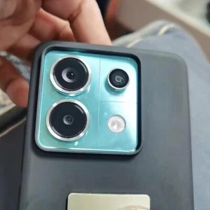 Película de lente metálica para teléfono móvil para Poco X5 / para Poco X5 Pro Access 2024 - Imagen 1 de 19