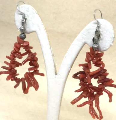 ORECCHINI CORALLO ROSSO MEDITERRANEO NATURALE A RAMETTI  E ARGENTO PENDENTI - Immagine 1 di 4