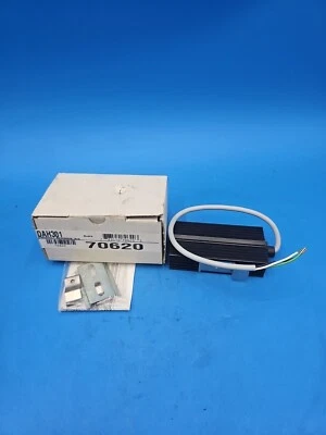 Calentador de panel de control semiconductor Hoffman DAH301 110-120V AC/DC 30W Foto 1 de 4