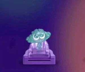 Juguete Happy Meal 2024 McDonald's Disney Inside Out 2 # 7 ENVIDIA SIN ABRIR NUEVO - Imagen 1 de 5