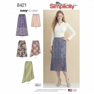 Simplicity Schnittmuster Misses Easy to Sew Pull On Röcke Variationen 8421 - Bild 1 von 3