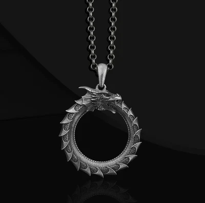 Collar Ouroboros Dragón Oxidado Collar Plata de Ley 925 Libre de Derechos Foto 1 de 4