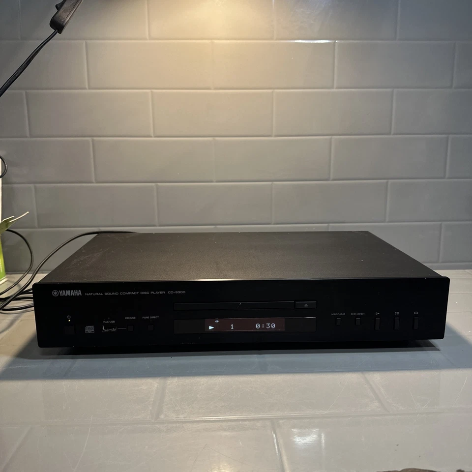 Yamaha CD-S300 Natural Sound Compact Disc Player - Image 1 of 4