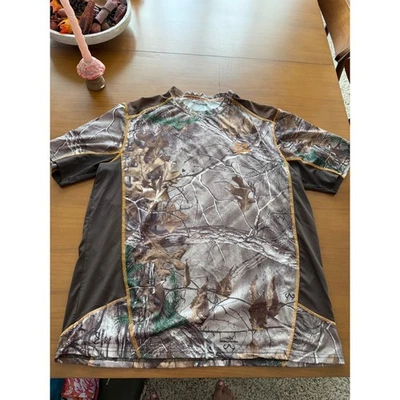 Realtree Camo Hunting Performance T-Shirt Outdoors Lightweight Top Mens Large - Image 1 of 4