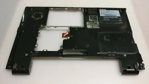 ✔️ Toshiba Portege R700 Bottom Base Chassis Case GM903013212A GM9030058 - Picture 1 of 3