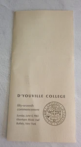 D'Youville College Commencement Buffalo NY 1965 - Imagen 1 de 4