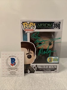Funko POP ARROW Malcolm Merlyn #350 SDCC 2016 Firmado John Barrowman Beckett Certificado de Autenticidad - Imagen 1 de 13