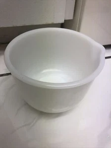 Vintage Sunbeam Glasbake #25 Mixing Bowl 6 1/2” - Picture 1 of 5