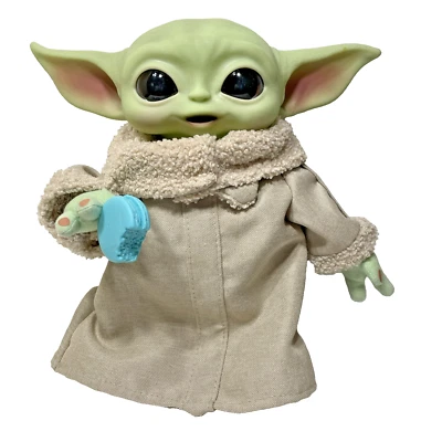 Star Wars Baby Yoda Grogu w/ Cookie From The Mandalorian  Premium Plush Toy 11" — 第 1/4 张图片