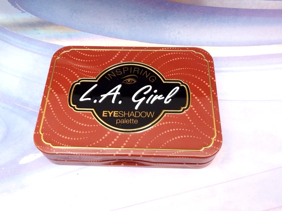 La Girl Inspiring Eyeshadow Palette Be Bold and X2