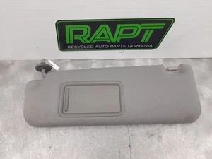 TOYOTA PRIUS SUN VISOR NHW20R, LEFT SIDE, 10/03-04/09 03 04 05 06 07 08 09 - Picture 1 of 2
