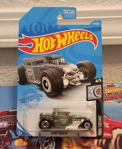 HOT WHEELS ROD SQUAD BONE SHAKER - Picture 1 of 3